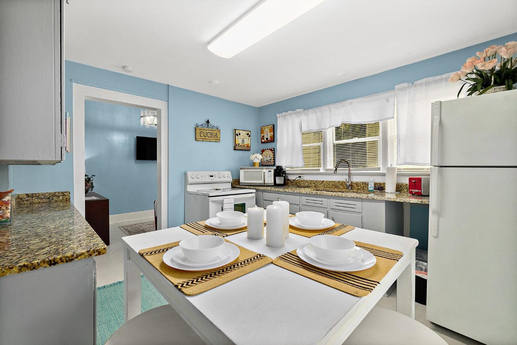 Apartamento Casa Maria 2- Charming, Quaint Next To Everything Downtown! *
